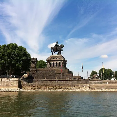 Haus Abendsonne Hochparterre Klein * كوبلنس